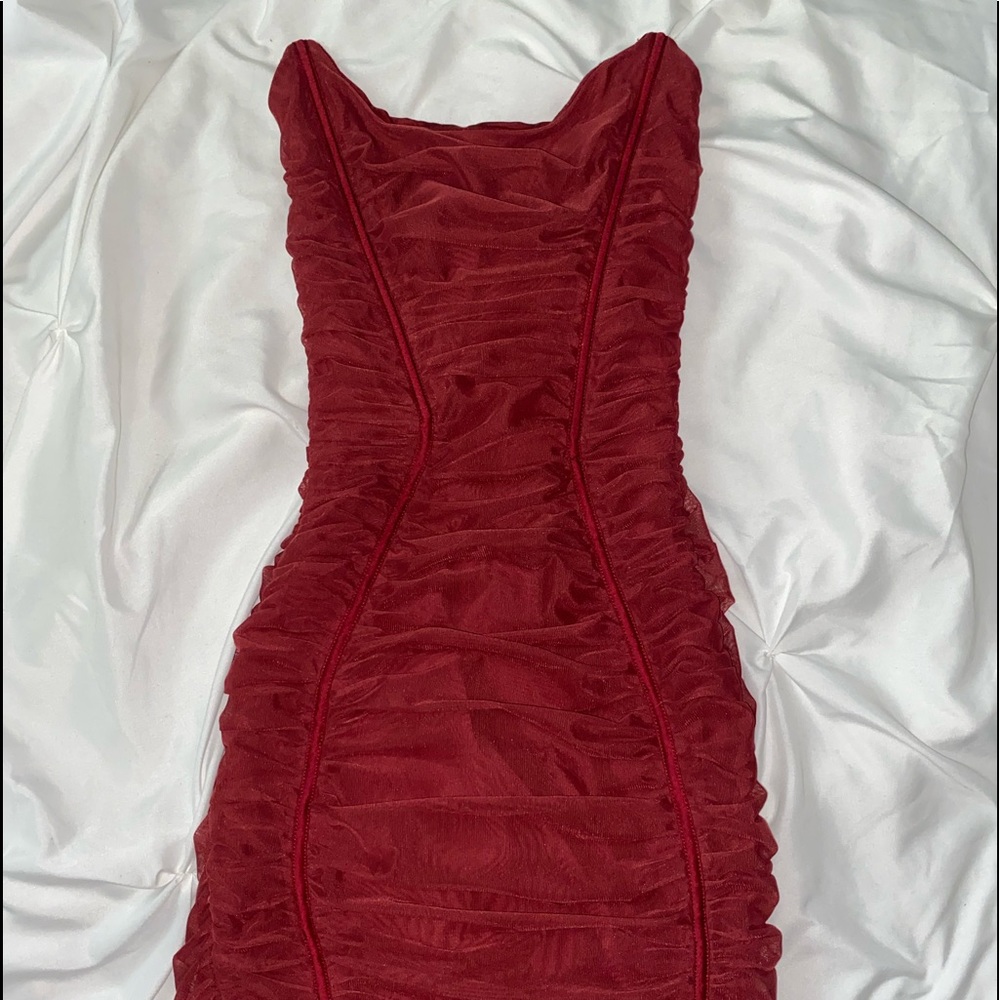 oh polly dress. body con. tight. minidress. burgundy